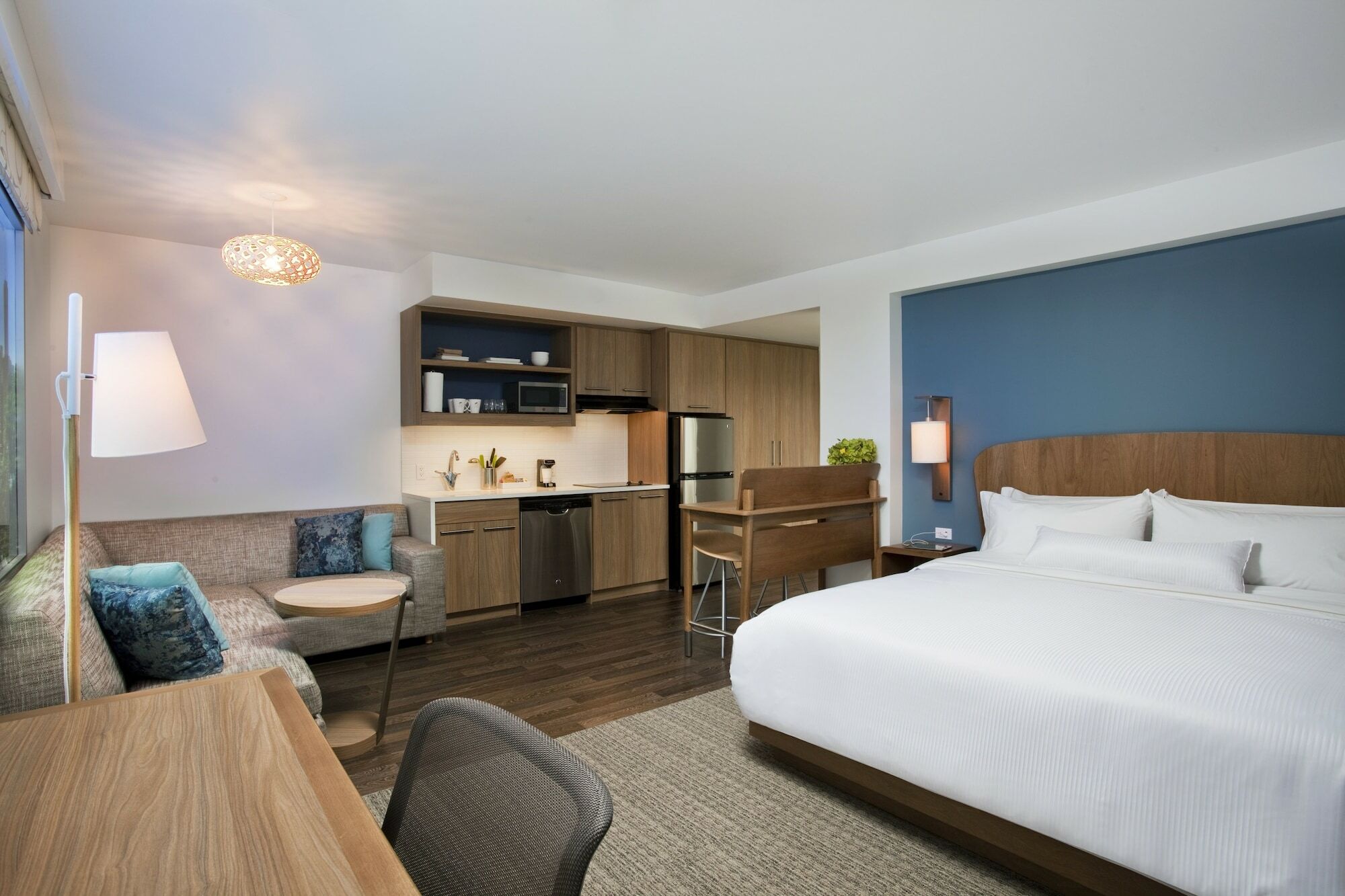Готель Element Edmonton West Екстер'єр фото
